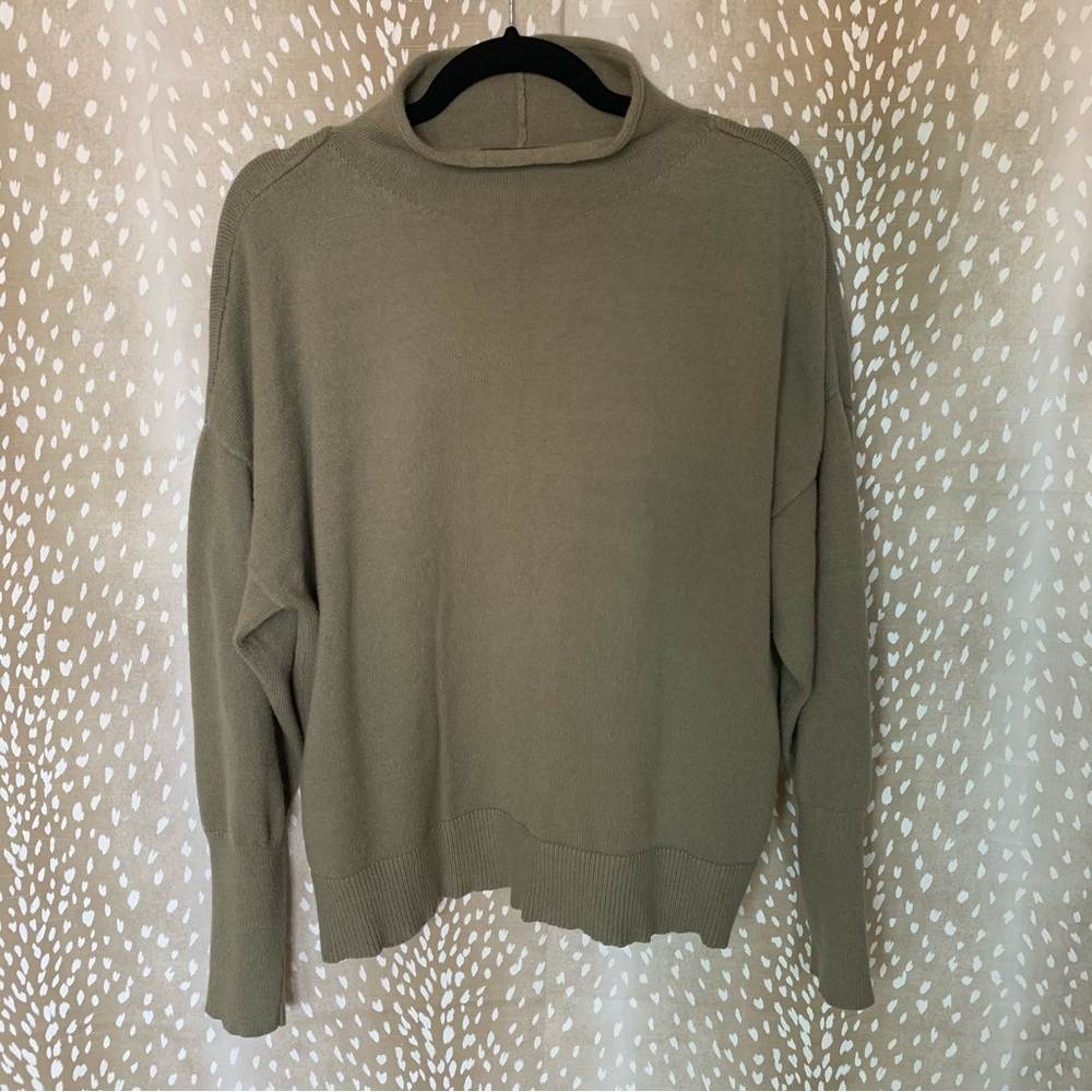 Express Mock Neck Sweater Size large